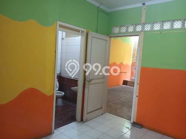 Area Ramai! Ruko Dijual di Cipondoh untuk Bisnis Luas Bangunan 137m2 Area Ramai! Ruko Dijual di Cipondoh untuk Bisnis Luas Bangunan 137m2