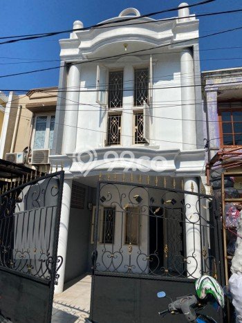 For Sale Hunian Rumah Nyaman 2 KT di Taman Palem, Jakarta Barat For Sale Hunian Rumah Nyaman 2 KT di Taman Palem, Jakarta Barat