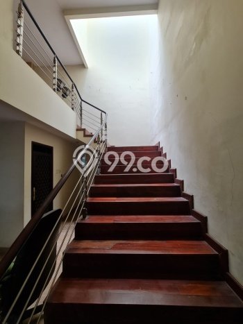 Rumah Elit Modern Siap Huni di Green Garden Jakarta Barat Rumah Elit Modern Siap Huni di Green Garden Jakarta Barat