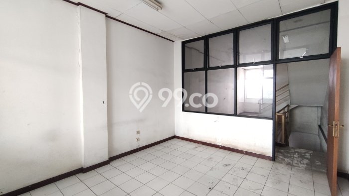 Ruko Dijual Lokasi Emas di Palmerah Luas 336m2 Ruko Dijual Lokasi Emas di Palmerah Luas 336m2
