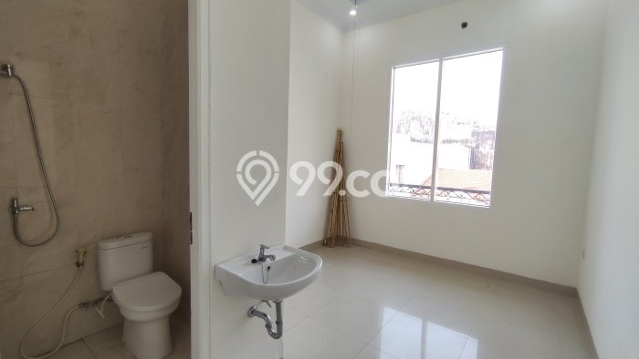 Rumah Luxury Modern Tanpa Renovasi di Kalideres Jakarta Barat Rumah Luxury Modern Tanpa Renovasi di Kalideres Jakarta Barat