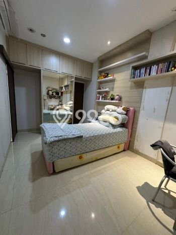Rumah Elit LB 200m2 Siap Pakai Desain Elegan di Kalideres, Jakarta Barat Rumah Elit LB 200m2 Siap Pakai Desain Elegan di Kalideres, Jakarta Barat
