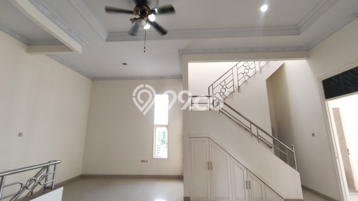 Rumah Luxury Modern Tanpa Renovasi di Kalideres Jakarta Barat Rumah Luxury Modern Tanpa Renovasi di Kalideres Jakarta Barat