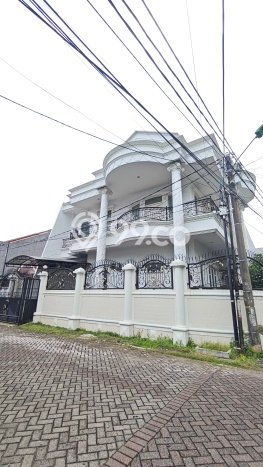 Rumah Luxury Modern Tanpa Renovasi di Kalideres Jakarta Barat Rumah Luxury Modern Tanpa Renovasi di Kalideres Jakarta Barat