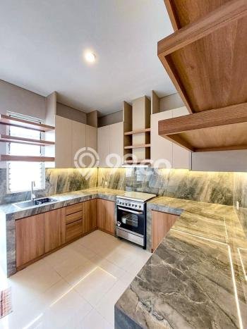 Hunian Mewah LB 210m2 Siap Huni Desain Elegan di Lebak Bulus, Jakarta Selatan Hunian Mewah LB 210m2 Siap Huni Desain Elegan di Lebak Bulus, Jakarta Selatan