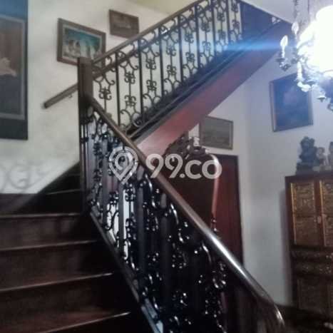 Rumah Eksklusif Siap Huni LT 980m2 di Menteng, Jakarta Pusat Rumah Eksklusif Siap Huni LT 980m2 di Menteng, Jakarta Pusat