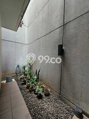 For Sale Rumah Mewah Exclusive di Ciputat Timur, Tangerang Selatan For Sale Rumah Mewah Exclusive di Ciputat Timur, Tangerang Selatan