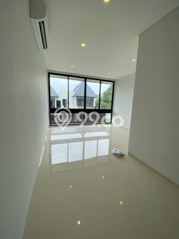 Rumah Mewah Dijual LT 112m2 di Ciputat Timur, Tangerang Selatan Rumah Mewah Dijual LT 112m2 di Ciputat Timur, Tangerang Selatan