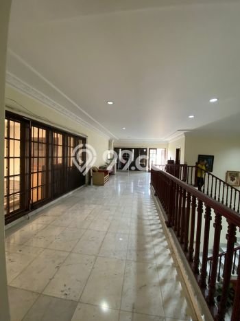 Hunian Elit LB 500m2 Siap Pakai Desain Elegan di Pondok Indah, Jakarta Selatan Hunian Elit LB 500m2 Siap Pakai Desain Elegan di Pondok Indah, Jakarta Selatan