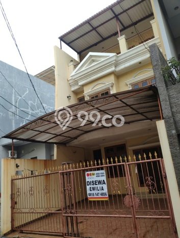 Lokasi strategis! Rumah siap huni dikontrakkan di Kelapa Gading LB 216m2 Lokasi strategis! Rumah siap huni dikontrakkan di Kelapa Gading LB 216m2