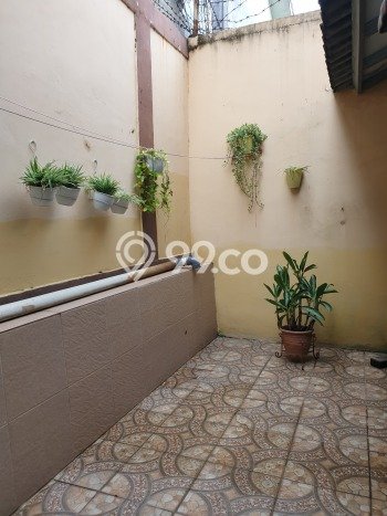 Hunian Elit LB 150m2 Siap Pakai Desain Elegan di Bintaro, Tangerang Selatan Hunian Elit LB 150m2 Siap Pakai Desain Elegan di Bintaro, Tangerang Selatan