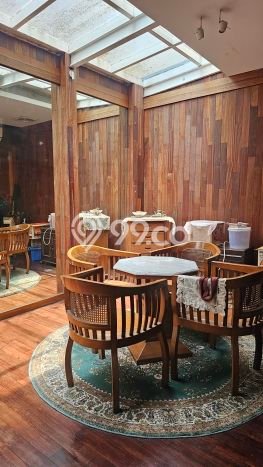 Ready to Use! Luxury House LT 255m2 Desain Modern di Bintaro Ready to Use! Luxury House LT 255m2 Desain Modern di Bintaro