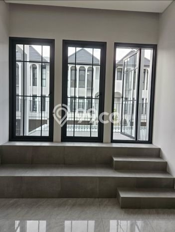 Ready to Use! Luxury House LT 98m2 Desain Modern di BSD City Ready to Use! Luxury House LT 98m2 Desain Modern di BSD City