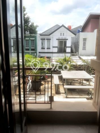 Rumah Elit LB 99m2 Siap Pakai Desain Elegan di BSD City, Tangerang Rumah Elit LB 99m2 Siap Pakai Desain Elegan di BSD City, Tangerang
