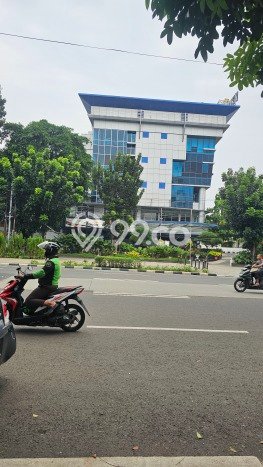Ruko Bagus LT 55m2 LB 165m2 Dijual di Jatinegara Jakarta Timur Ruko Bagus LT 55m2 LB 165m2 Dijual di Jatinegara Jakarta Timur