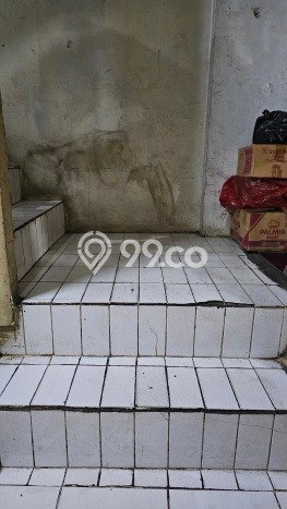 Ruko Bagus LT 55m2 LB 165m2 Dijual di Jatinegara Jakarta Timur Ruko Bagus LT 55m2 LB 165m2 Dijual di Jatinegara Jakarta Timur