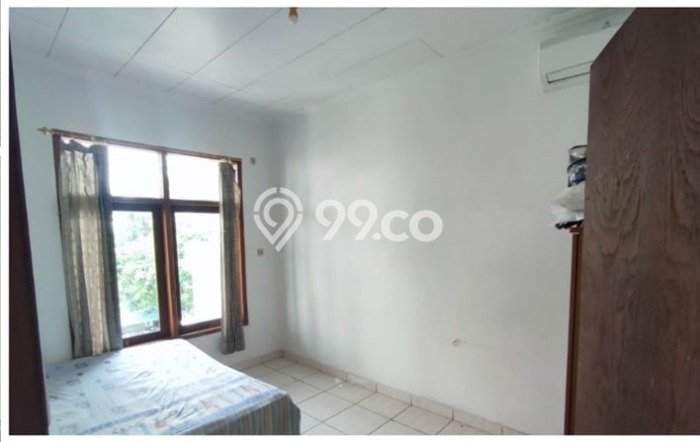 For Sale Rumah 6 Kamar Lokasi Strategis Bagus dan Strategis di Sidoarjo For Sale Rumah 6 Kamar Lokasi Strategis Bagus dan Strategis di Sidoarjo