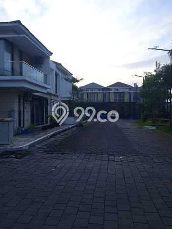 Dijual Hunian Rumah Nyaman 4 Kamar di Sidoarjo, Surabaya Dijual Hunian Rumah Nyaman 4 Kamar di Sidoarjo, Surabaya