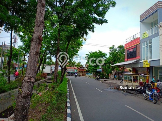 Ruko For Rent di Rungkut, Luas 200m2m², Area Bisnis, Jalan Strategis Ruko For Rent di Rungkut, Luas 200m2m², Area Bisnis, Jalan Strategis