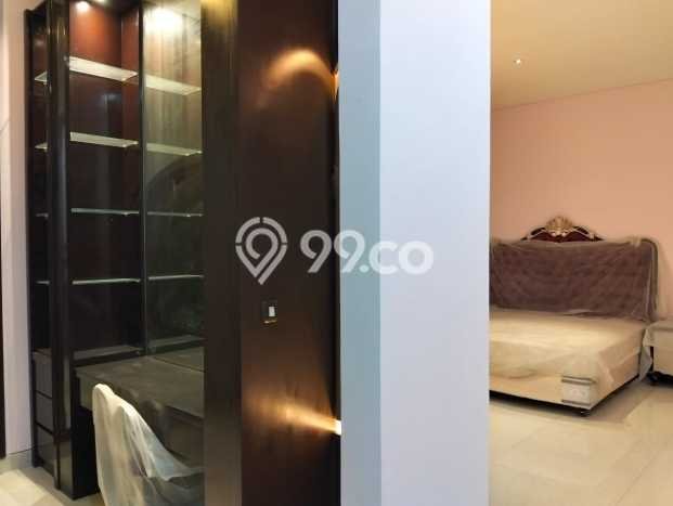Rumah di Pakuwon City, 5 KT, Pemandangan Indah, Luas 450m2m² Bangunan 600m2m² Rumah di Pakuwon City, 5 KT, Pemandangan Indah, Luas 450m2m² Bangunan 600m2m²