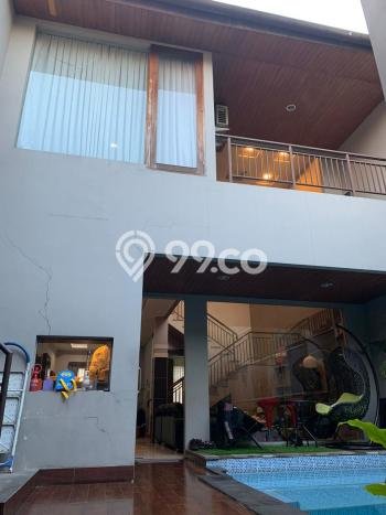 Rumah Premium LT 168m² / LB 200m² di Kompleks Perumahan Batununggal, Bandung Rumah Premium LT 168m² / LB 200m² di Kompleks Perumahan Batununggal, Bandung