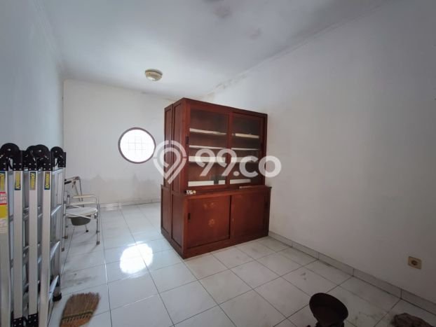 Siap Huni Rumah Mewah 6 Kamar di Sukasari Dekat ke Mana Pun Siap Huni Rumah Mewah 6 Kamar di Sukasari Dekat ke Mana Pun