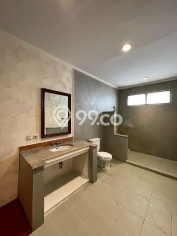 Hunian Luxury di Jakarta Selatan Strategis Kondisi Baik Hunian Luxury di Jakarta Selatan Strategis Kondisi Baik