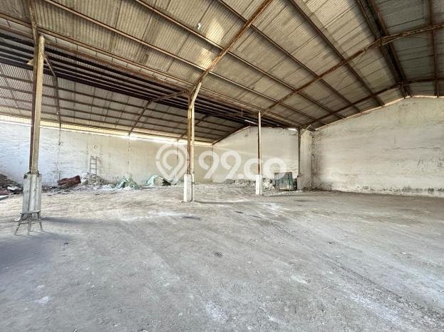 INVESTASI POTENSIAL! Gudang di Margahayu, Luas 510m2m², Kawasan Komersial INVESTASI POTENSIAL! Gudang di Margahayu, Luas 510m2m², Kawasan Komersial