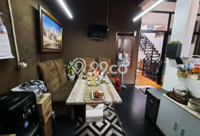 Rumah Strategis Minimalis Lb 173m2 di Antapani, Bandung Rumah Strategis Minimalis Lb 173m2 di Antapani, Bandung