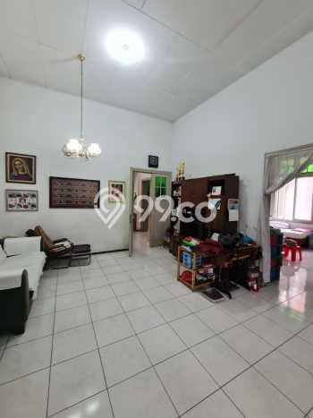 Rumah Disewakan Bandung LT 525m2 LB 300m2 Area Riau Rumah Disewakan Bandung LT 525m2 LB 300m2 Area Riau