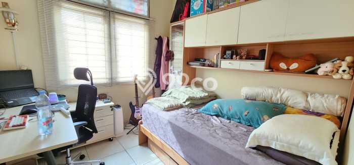 Rumah Elit Modern Siap Huni di Mekar Wangi Bandung Rumah Elit Modern Siap Huni di Mekar Wangi Bandung