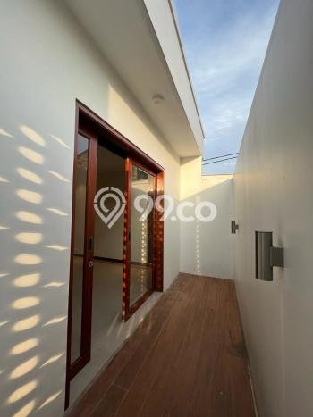 Rumah Elit Modern Tanpa Renovasi di Cimahi Bandung Rumah Elit Modern Tanpa Renovasi di Cimahi Bandung