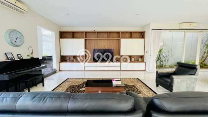 Rumah Eksklusif Dijual LT 658m2 di Sukajadi, Bandung Rumah Eksklusif Dijual LT 658m2 di Sukajadi, Bandung