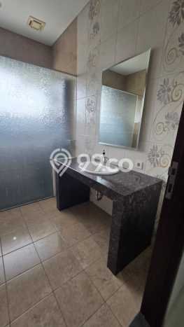 Sewa Rumah Harga Terjangkau di Singgasana Bandung Punya 4 KT Sewa Rumah Harga Terjangkau di Singgasana Bandung Punya 4 KT