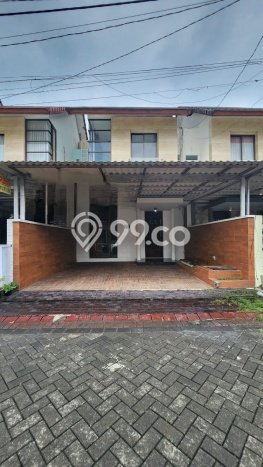 Dijual Rumah 3 Kamar Lokasi Ideal Bagus dan Strategis di Bulak Dijual Rumah 3 Kamar Lokasi Ideal Bagus dan Strategis di Bulak