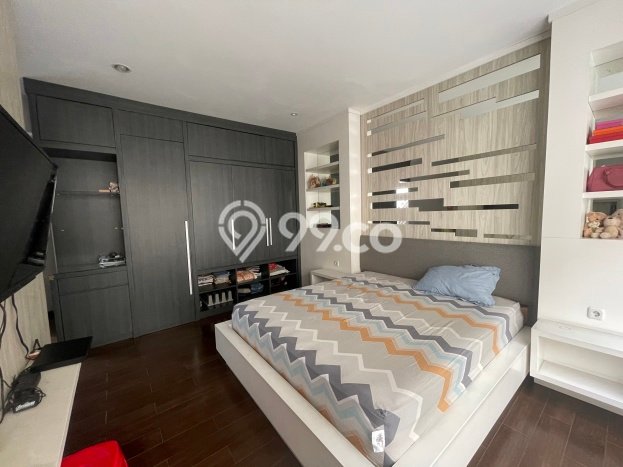 Hunian Mewah LB 540m2 Siap Pakai Desain Elegan di Pluit, Jakarta Utara Hunian Mewah LB 540m2 Siap Pakai Desain Elegan di Pluit, Jakarta Utara
