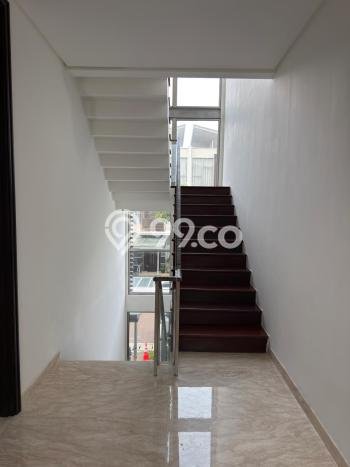 Dijual Rumah Mewah Elegan Dengan View Eksklusif di Golf Island, Jakarta Utara Dijual Rumah Mewah Elegan Dengan View Eksklusif di Golf Island, Jakarta Utara