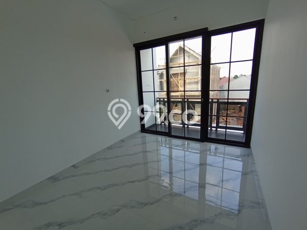 Dijual Rumah 3 Kamar Lokasi Ideal Nyaman dan Strategis di Ciracas Dijual Rumah 3 Kamar Lokasi Ideal Nyaman dan Strategis di Ciracas