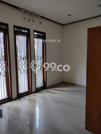 For Sale! Luxury House LT 202m2 Desain Modern di Cipaganti For Sale! Luxury House LT 202m2 Desain Modern di Cipaganti