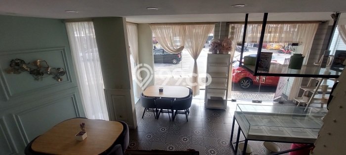 Komersial Dijual di Prime Area Jakarta Selatan Luas 150m2 Komersial Dijual di Prime Area Jakarta Selatan Luas 150m2