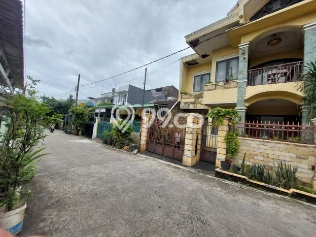 Rumah Strategis Minimalis Lb 250m2 di Cilodong, Depok Rumah Strategis Minimalis Lb 250m2 di Cilodong, Depok