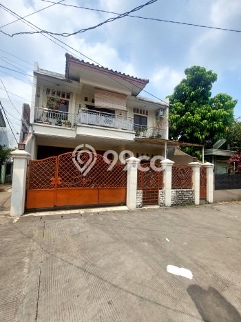 Dijual Hunian Rumah Nyaman 4 KT di Cawang, Jakarta Timur Dijual Hunian Rumah Nyaman 4 KT di Cawang, Jakarta Timur