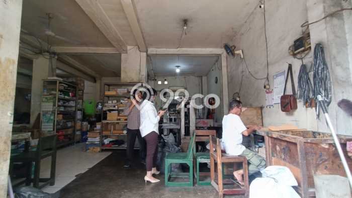 Ruko Dijual di Prime Area Depok Luas 170m2 Ruko Dijual di Prime Area Depok Luas 170m2