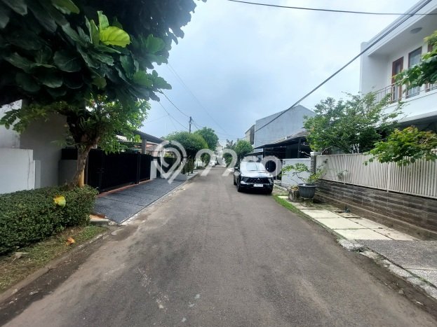 Rumah Luxury Modern Siap Huni di Bintaro Tangerang Selatan Rumah Luxury Modern Siap Huni di Bintaro Tangerang Selatan