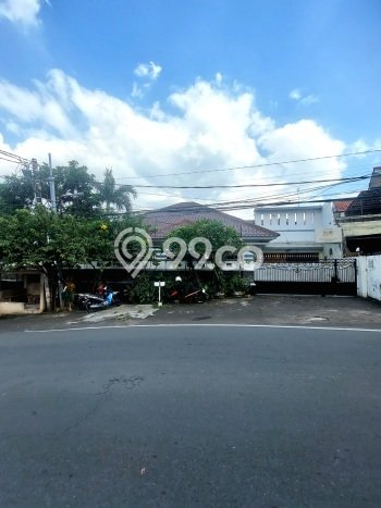 Hunian Elit LB 350m2 Siap Huni Desain Elegan di Gudang Peluru, Jakarta Selatan Hunian Elit LB 350m2 Siap Huni Desain Elegan di Gudang Peluru, Jakarta Selatan