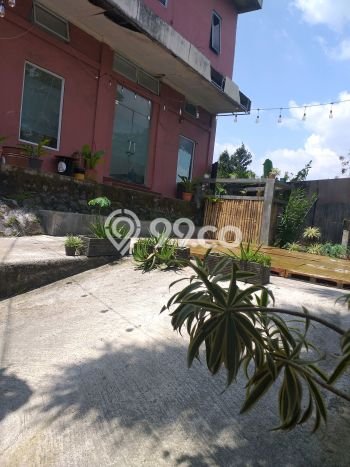 Rumah Eksklusif Siap Huni LT 731m2 di Makasar, Jakarta Timur Rumah Eksklusif Siap Huni LT 731m2 di Makasar, Jakarta Timur
