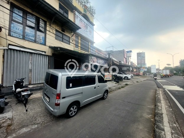 Ruko Dijual di Prime Area Depok Luas 170m2 Ruko Dijual di Prime Area Depok Luas 170m2