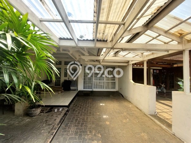 Rumah Luxury Modern Tanpa Renovasi di Lebak Bulus Jakarta Selatan Rumah Luxury Modern Tanpa Renovasi di Lebak Bulus Jakarta Selatan