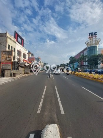 Ruko Bagus Dijual LB 240m2 Lokasi Strategis Depok Area Cocok untuk Bisnis Ruko Bagus Dijual LB 240m2 Lokasi Strategis Depok Area Cocok untuk Bisnis