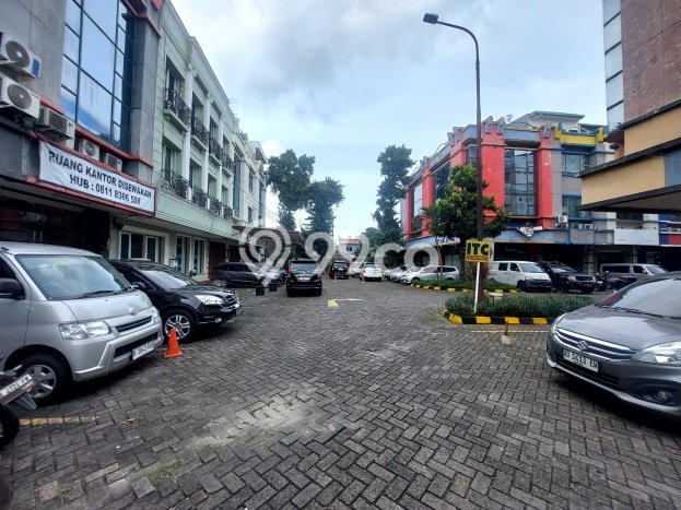 Ruko Bagus LT 156m2 LB 800m2 Dijual di Kebayoran Baru Jakarta Selatan Ruko Bagus LT 156m2 LB 800m2 Dijual di Kebayoran Baru Jakarta Selatan